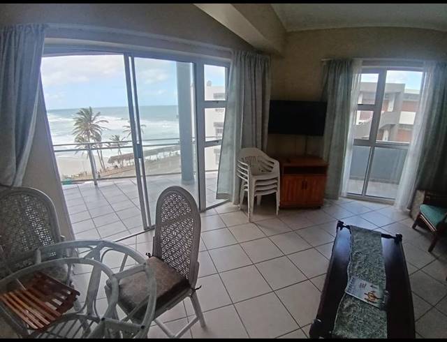2 BEDROOM APARTMENT FOR SALE IN MARGATE BEACH